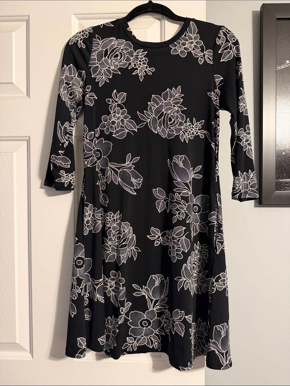 Black Floral Print 3/4 Sleeve Dress